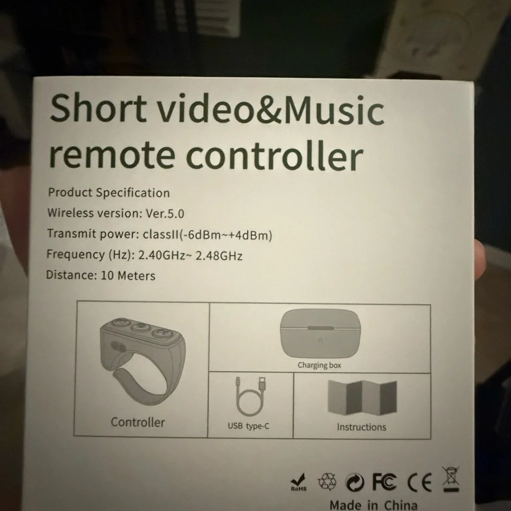D01 Pro Short Video & Music Remote Controller - White